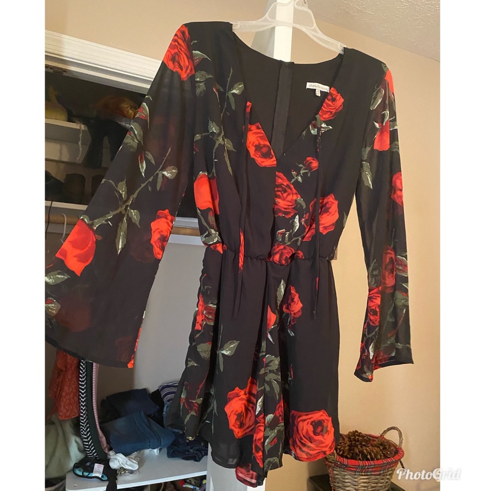 Small rose romper